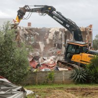 Rušenje bespravne gradnje u općini Ližnjan