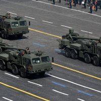 Samohodna topnička vozila Giatsint-K i samohodna topnička jedinica Malva