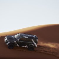 Defender Dakar D7X-R