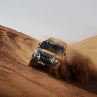Defender Dakar D7X-R
