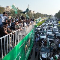 Pakistan slavi primirje s Indijom