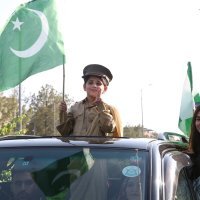 Pakistan slavi primirje s Indijom