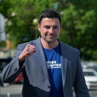 Davor Bernardić u autobusu predstavio program liste Zagreb United