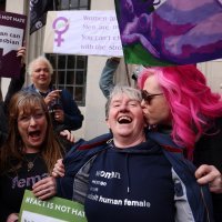 Slavlje aktivista nakon presude Vrhovnog suda u Londonu