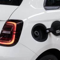 Fiat 500 Hybrid krenuo u pretproizvodnju