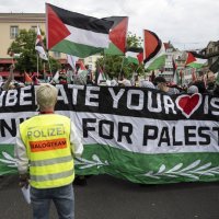 Prosvjed u Baselu uoči finala Eurosonga