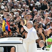 Papa Lav XIV. stigao na Trg svetog Petra