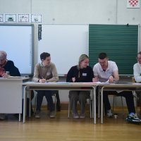 Prvi građani na biralištima u Hrvatskoj