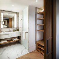 King Bed With Balcony Deluxe Closet