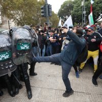 Argentinska policija ugušila prosvjed za prava umirovljenika