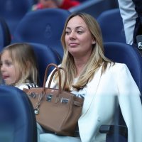 Vanja Modrić s djecom