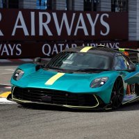 Aston Martin Valhalla na legendarnoj F1 stazi