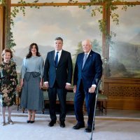 Zoran i Sanja Musić Milanović s norveškim kraljem Haraldom i kraljicom Sonjom