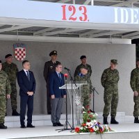 Svečana prisega 46. naraštaja ročnika na dragovoljnom vojnom osposobljavanju u vojarni 123.brigade Hrvatske vojske