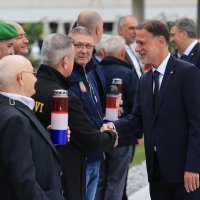 Andrej Plenković i Gordan Jandroković položili vijence kod Spomenika domovini povodom Dana državnosti