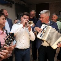 Izborna noć i doček izbornih rezultata u stožeru Borisa Miletića