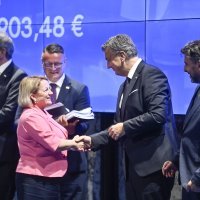 Premijer Andrej Plenković na svečanosti uručivanja ugovora za cjelodnevne škole