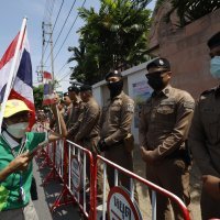 Prosvjed pred kambodžanskim veleposlanstvom u Bangkoku