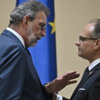 Radovan Fuchs, Zvonimir Frka Petešić