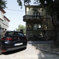 Policija ispred kuće bivšeg šefa HAC-a Josipa Škorića