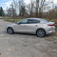 Mazda3 2.5 e-Skyactiv G 140 Exclusive-Line
