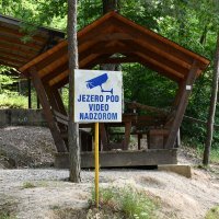 Očevid na jezeru Petnja