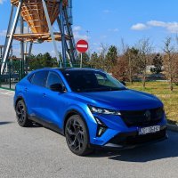 Renault Rafale atelier Alpine E-Tech plug-in hybrid 4x4 300