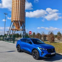 Renault Rafale atelier Alpine E-Tech plug-in hybrid 4x4 300