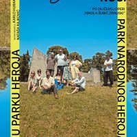Plakat U parku heroja