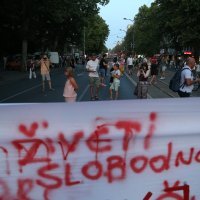 Studenti i građani blokiraju nekoliko ulica u Beogradu