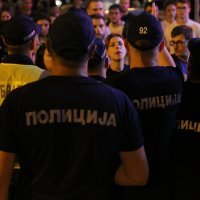 U Novom Pazaru došlo je do sukoba građana i policije