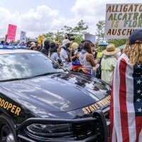 Prosvjedi protiv Aligator Alcatraza