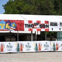 Fan zona na Hipodromu uoči Thompsonovog koncerta