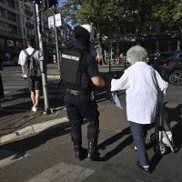 Policija razbila blokadu kod Pravnog fakulteta u Beogradu