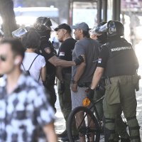 Policija privela muškarca koji je uzviknuo Pumpaj