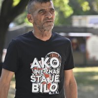 Atmosfera u fanzoni na Bundeku uoči Thompsonovog koncerta