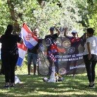 Atmosfera u fanzoni na Bundeku uoči Thompsonovog koncerta