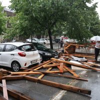 Osijek: Jak vjetar srušio drvenu skelu
