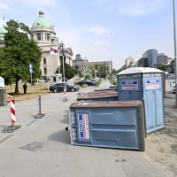 Šatorsko naselje u Beogradu poznatije kao Ćacilend srušilo se pod naletom vjetra