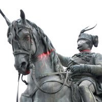 Netko je vandalizirao spomenik banu Jelačiću na glavnom zagrebačkom trgu