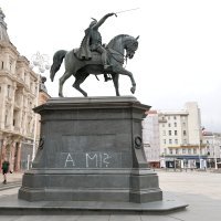 Netko je vandalizirao spomenik banu Jelačiću na glavnom zagrebačkom trgu