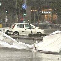 Vjetar otpuhao Ćacilend