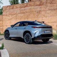 Novi Lexus RZ - dinamička premijera