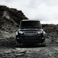 Land Rover Defender OCTA Black