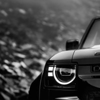 Land Rover Defender OCTA Black