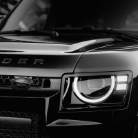 Land Rover Defender OCTA Black