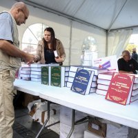 Promocija knjige Vojislava Šešelja u Beogradu