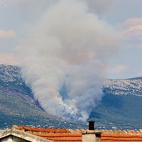 Požar u Kaštel Sućurcu