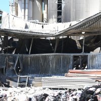 Nakon velikog požara tvornica Baumit u Siraču potpuno je uništena