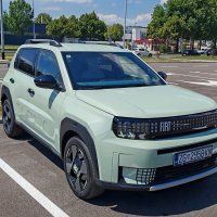 Fiat Grande Panda 1.2 110 e-Hybrid AT La Prima